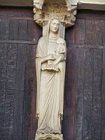 Chartres, Cathedrale, Portail nord, La Vierge a l'Enfant (1)